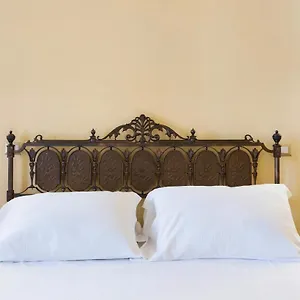 lets-bb.catania-hotels.net/
