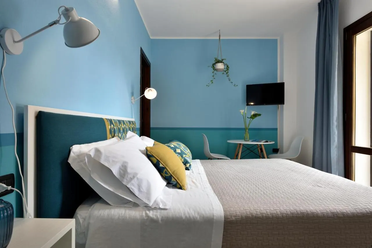 La Tortorella Room & Apartment Tortolì Pensjonat
